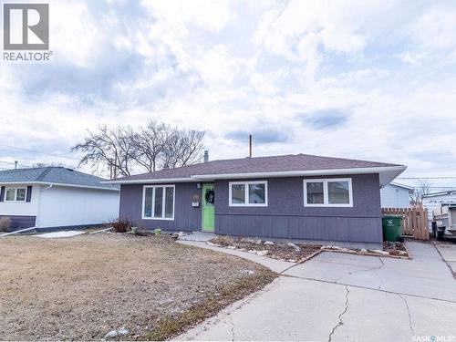 2518 Tomlinson Crescent, Saskatoon, SK - Outdoor