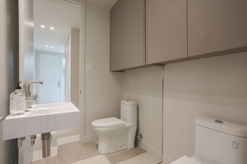 Powder room - 7249Z Av. Louis-Hébert, Montréal (Villeray/Saint-Michel/Parc-Extension), QC - Indoor Photo Showing Bathroom