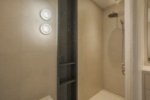Bathroom - 7249Z Av. Louis-Hébert, Montréal (Villeray/Saint-Michel/Parc-Extension), QC - Indoor Photo Showing Bathroom
