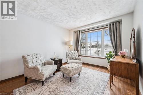 39 Celia Crescent, Guelph, ON - Indoor Photo Showing Living Room