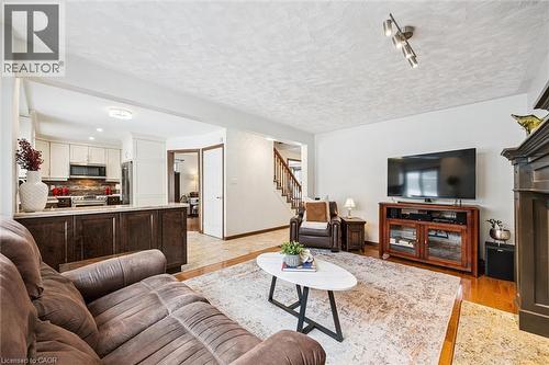 39 Celia Crescent, Guelph, ON - Indoor Photo Showing Living Room