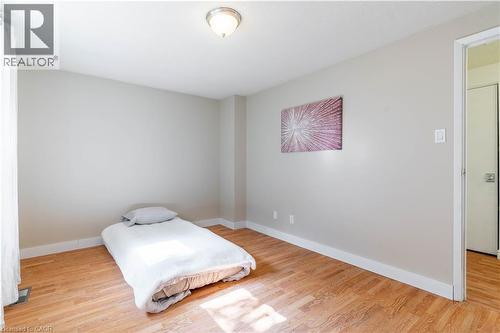 232 Cedarwoods Crescent, Kitchener, ON - Indoor Photo Showing Bedroom