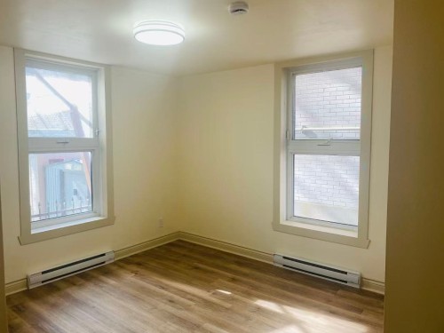 Bedroom - 2570 Boul. Henri-Bourassa E., Montréal (Ahuntsic-Cartierville), QC - Indoor Photo Showing Other Room