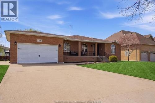 12311 VICKERY LANE  Tecumseh, ON N9K 1B5