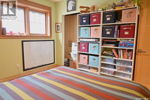 18 Rupert Drive, Saskatoon, SK - Indoor Photo Showing Bedroom