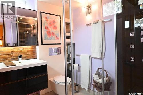 18 Rupert Drive, Saskatoon, SK - Indoor Photo Showing Bathroom