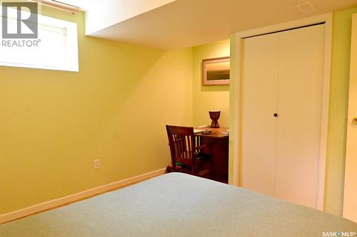 18 Rupert Drive, Saskatoon, SK - Indoor Photo Showing Bedroom