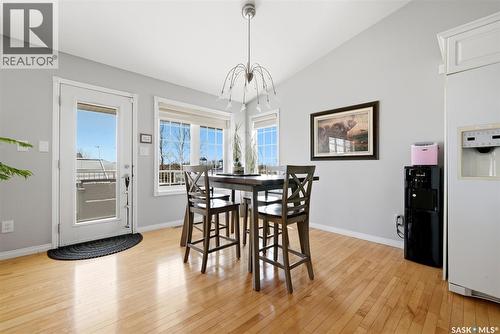 5 Corbin Bay, Grand Coulee, SK - Indoor Photo Showing Dining Room