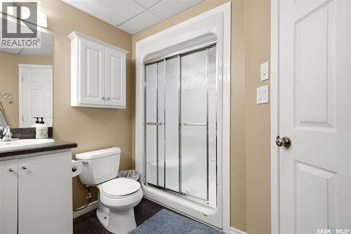 5 Corbin Bay, Grand Coulee, SK - Indoor Photo Showing Bathroom