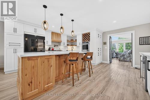 6410 SHERWOOD ROAD  Niagara Falls (Morrison), ON L2E 5M1