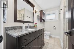 NEW 3pc main floor bath - 