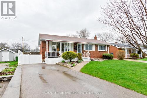 41 DUNWICH DRIVE  St. Thomas, ON N5R 4T7