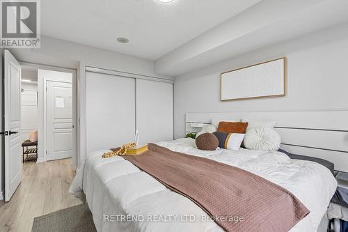 602 - 310 Red Maple Road, Richmond Hill, ON - Indoor Photo Showing Bedroom