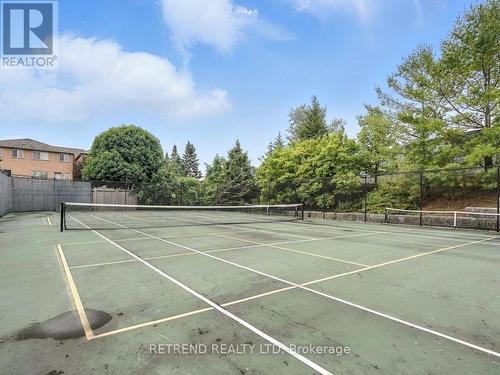 602 - 310 Red Maple Road, Richmond Hill, ON - Outdoor