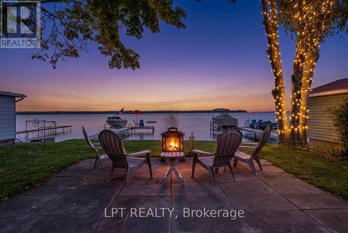 122 BLUE HERON DRIVE  Georgina, ON L0E 1N0