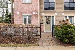 272 - 4975 SOUTHAMPTON DRIVE  Mississauga, ON L5M 8C9