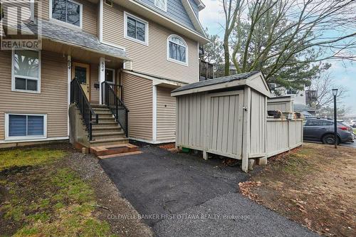 604 TANGUAY COURT  Ottawa, ON K2L 3X3