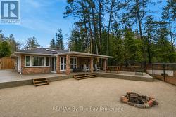 54 HOMEWOOD AVENUE Wasaga Beach, ON L9Z 2M2