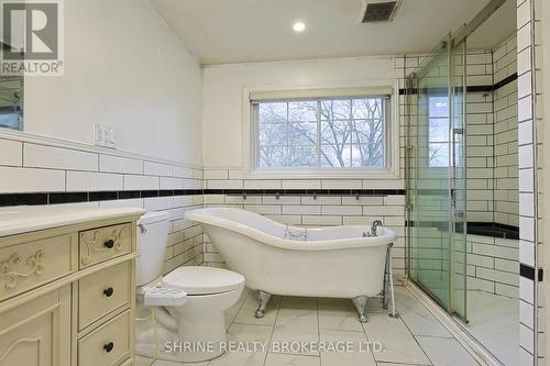 127 Odessa Avenue, London South (South O), ON - Indoor Photo Showing Bathroom