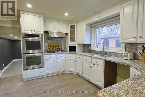 127 Odessa Avenue, London South (South O), ON - Indoor Photo Showing Kitchen With Double Sink