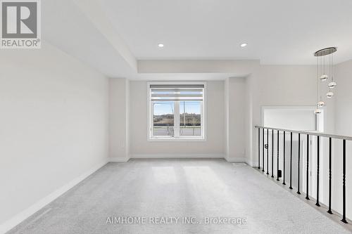 11407 Leslie Street, Richmond Hill, ON - Indoor Photo Showing Other Room