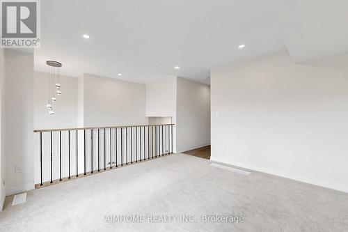11407 Leslie Street, Richmond Hill, ON - Indoor Photo Showing Other Room
