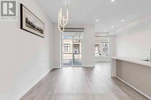 11407 Leslie Street, Richmond Hill, ON - Indoor Photo Showing Other Room