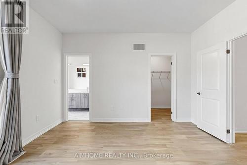 11407 Leslie Street, Richmond Hill, ON - Indoor Photo Showing Other Room