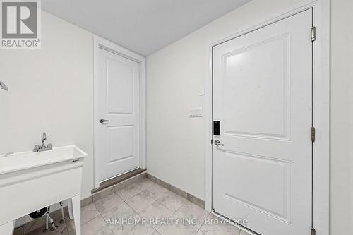 11407 Leslie Street, Richmond Hill, ON - Indoor Photo Showing Other Room
