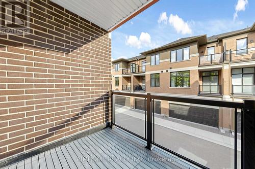 11407 Leslie Street, Richmond Hill, ON - Outdoor