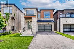 40 METEORITE STREET Richmond Hill, ON L4C 4L9