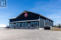 10075 HWY 6 Georgian Bluffs, ON N0H 2T0