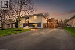 22 LORRAINE Avenue Tillsonburg, ON N4G 4V3