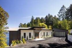 1677 Lands End Rd  North Saanich, BC V8L 5L5