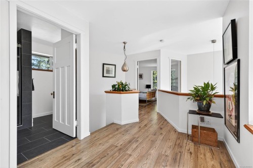99 Garner Rd, Salt Spring, BC 
