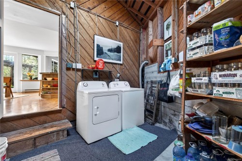 99 Garner Rd, Salt Spring, BC 
