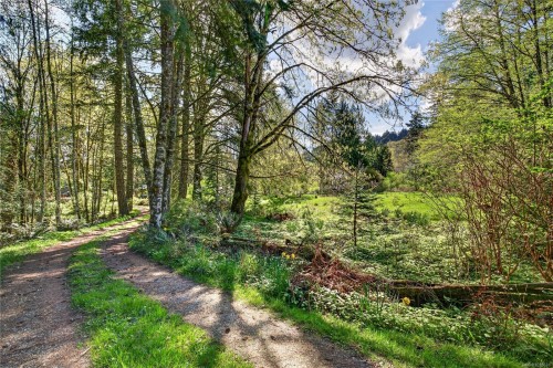 99 Garner Rd, Salt Spring, BC 