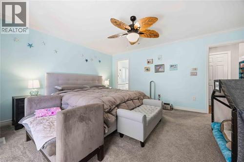 608 Mc Master Court, Sarnia, ON - Indoor Photo Showing Bedroom