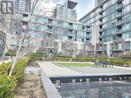 705 - 15 Fort York Boulevard, Toronto, ON - Outdoor With Balcony With Facade