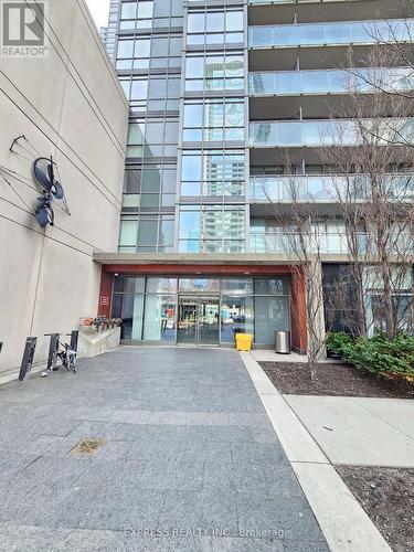 Entrance First Level - 705 - 15 Fort York Boulevard, Toronto, ON - Outdoor