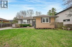 602 STEPHENS Crescent Oakville, ON L6K 1Y3