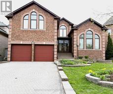 54 CITYVIEW CIRCLE Barrie, ON L4N 7V1
