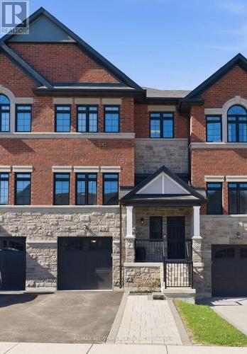 7 GORD MATTHEWS WAY  Uxbridge, ON L9P 0E9