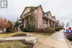 272 - 4975 SOUTHAMPTON DRIVE  Mississauga, ON L5M 8C8