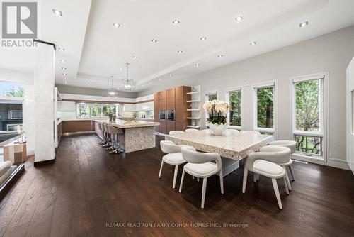 19 Maryvale Crescent, Richmond Hill, ON - Indoor Photo Showing Dining Room