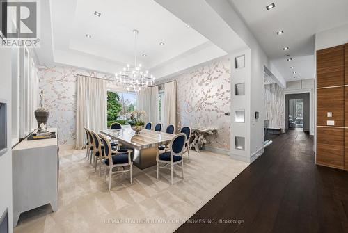 19 Maryvale Crescent, Richmond Hill, ON - Indoor Photo Showing Dining Room