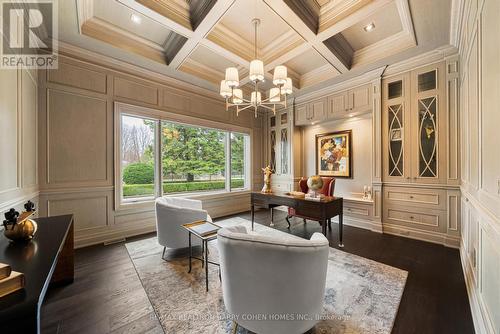 19 Maryvale Crescent, Richmond Hill, ON - Indoor Photo Showing Dining Room