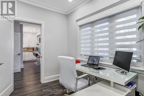 97 Centre Street E, Richmond Hill, ON - Indoor Photo Showing Office