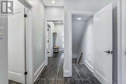 97 Centre Street E, Richmond Hill, ON - Indoor Photo Showing Other Room
