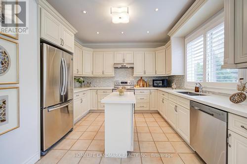 5041 Dryden Avenue, Burlington, ON - Indoor Photo Showing Kitchen With Double Sink